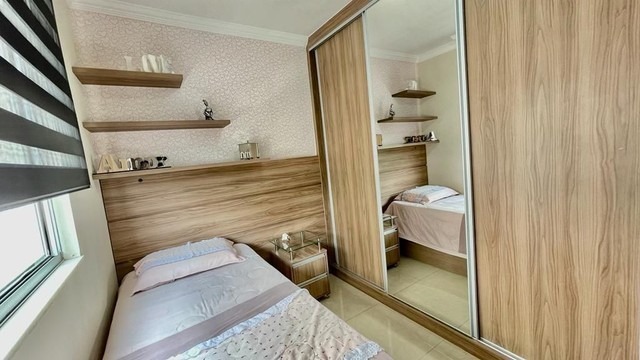 Apartamento à venda com 3 quartos, 240m² - Foto 2