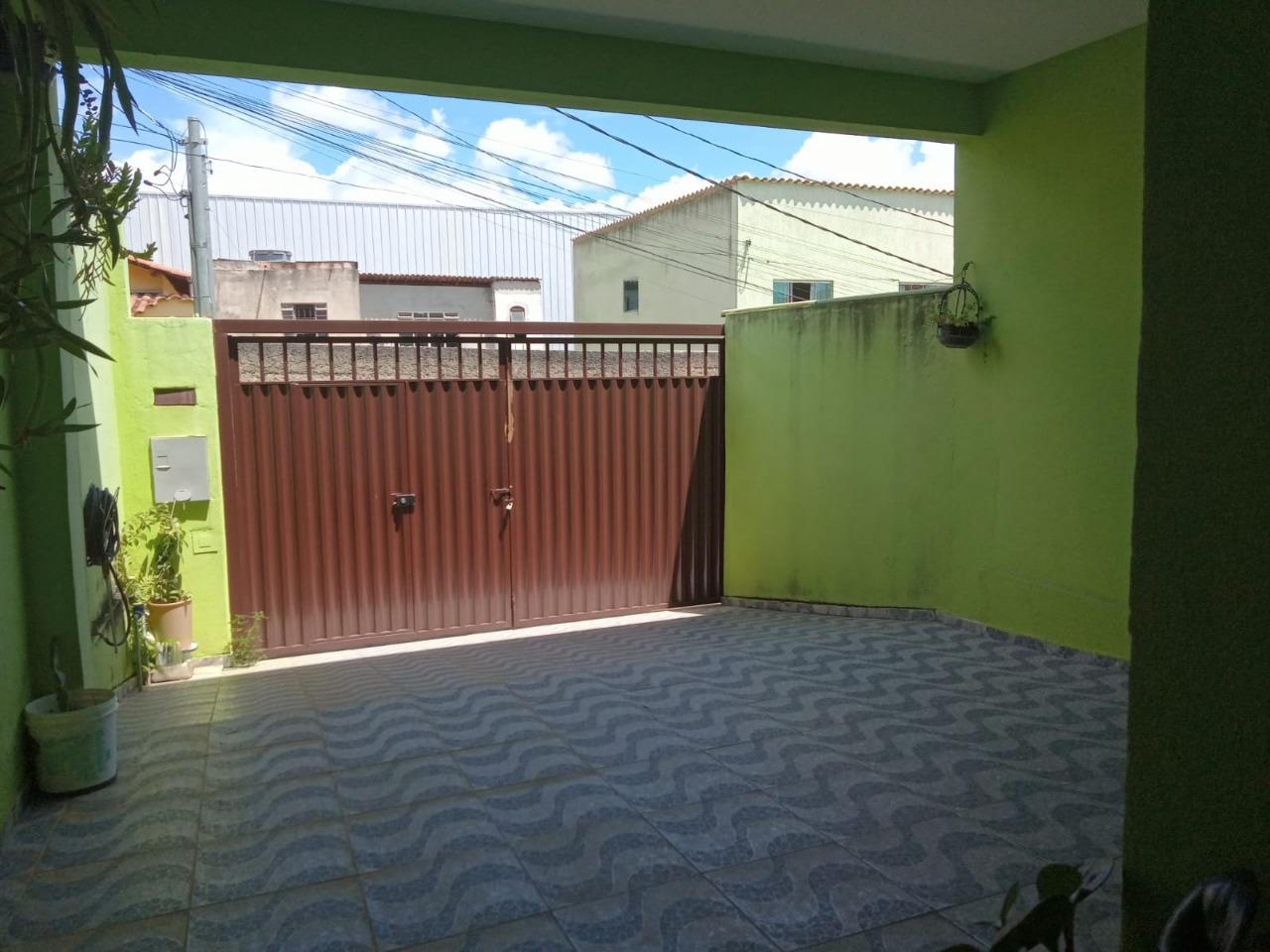 Casa à venda com 3 quartos, 110m² - Foto 2