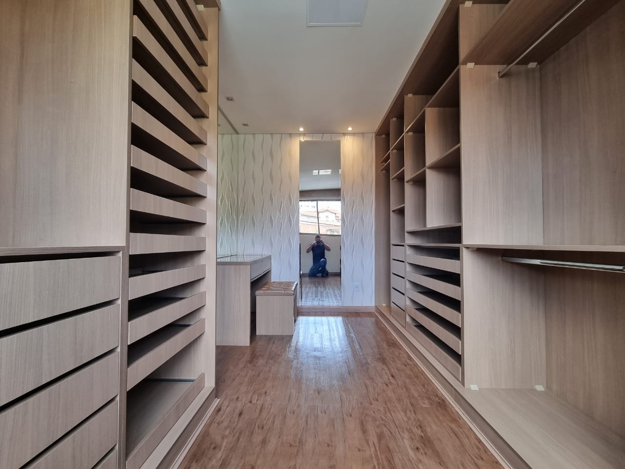 Apartamento à venda com 3 quartos, 145m² - Foto 15