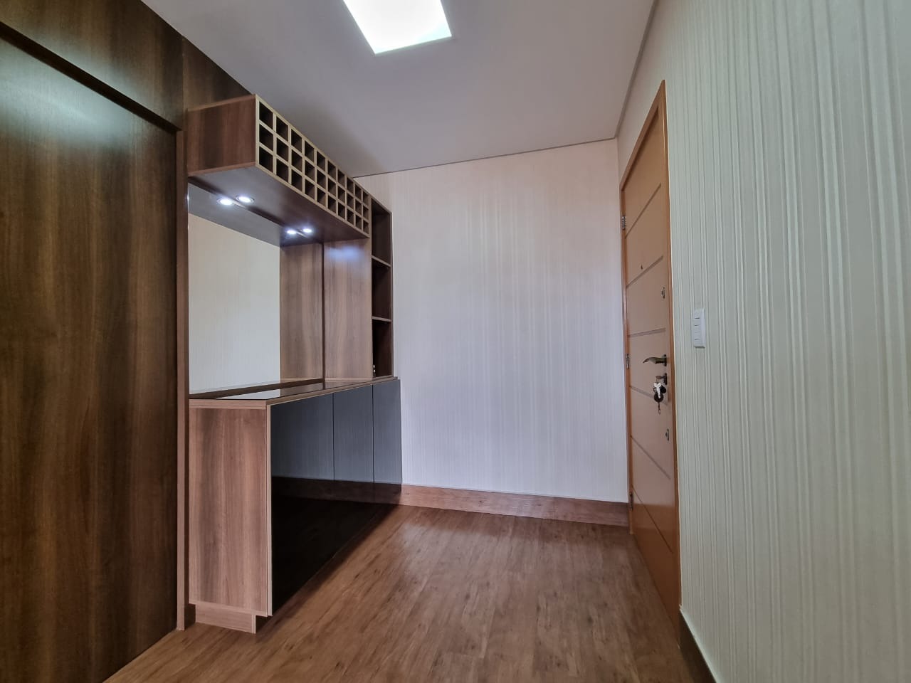 Apartamento à venda com 3 quartos, 145m² - Foto 8