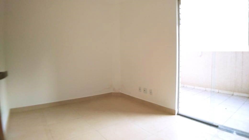 Apartamento à venda com 2 quartos, 70m² - Foto 14