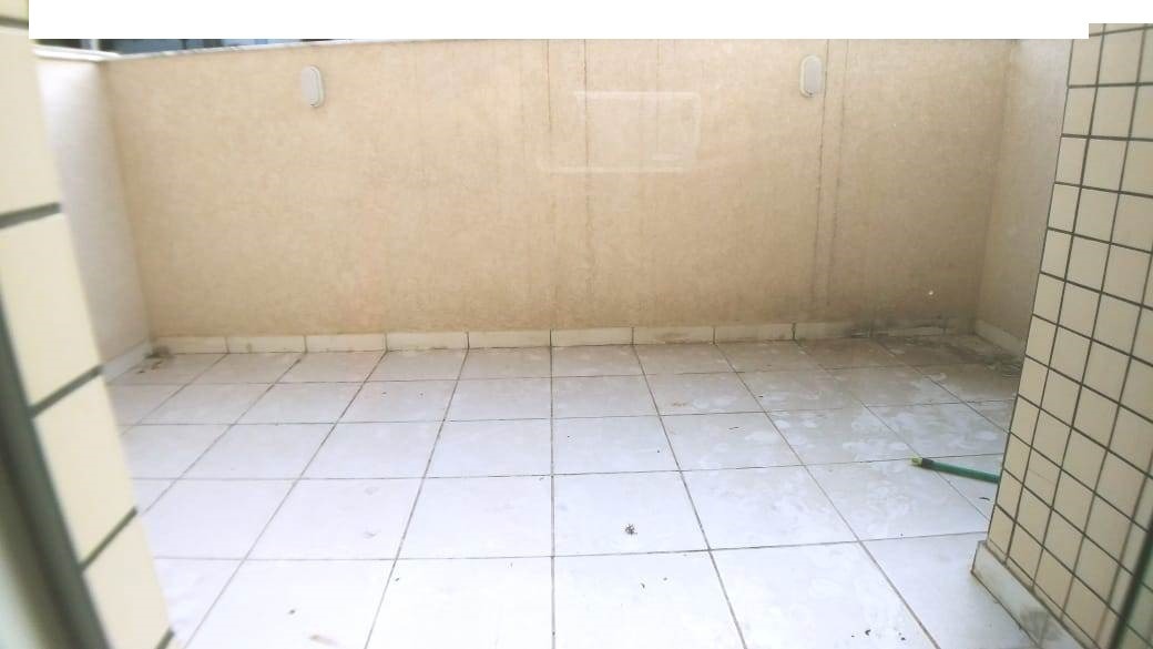 Apartamento à venda com 2 quartos, 70m² - Foto 15