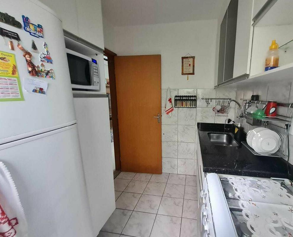 Apartamento à venda com 2 quartos, 43m² - Foto 3