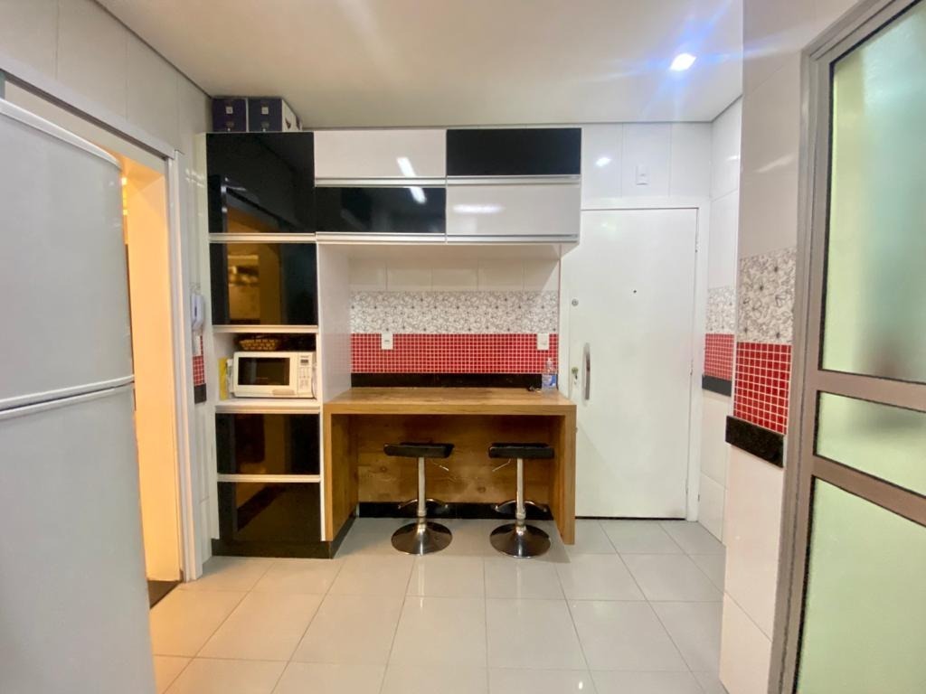 Apartamento à venda com 3 quartos, 133m² - Foto 7