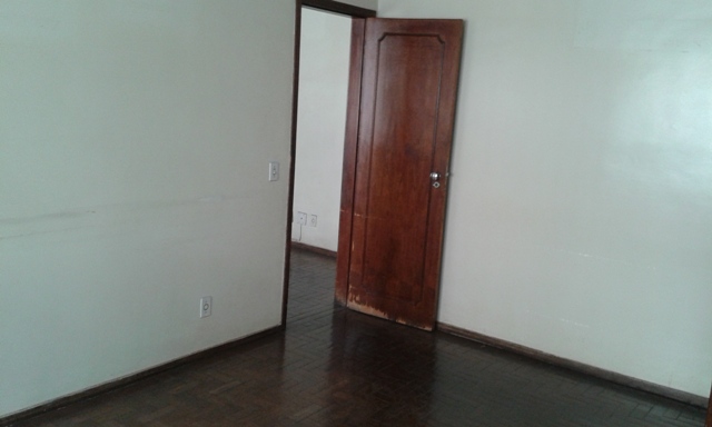 Apartamento à venda com 3 quartos, 100m² - Foto 9