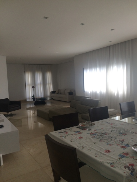 Casa à venda com 4 quartos, 600m² - Foto 14