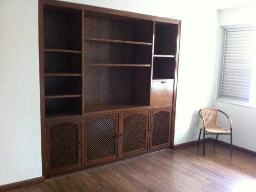 Apartamento à venda com 4 quartos, 190m² - Foto 3