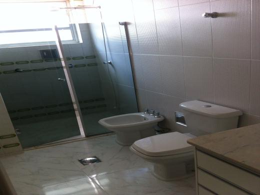 Apartamento à venda com 4 quartos, 190m² - Foto 13