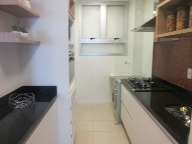 Apartamento à venda com 2 quartos, 67m² - Foto 15