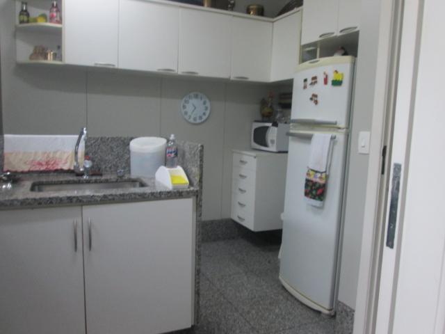 Apartamento à venda com 4 quartos, 137m² - Foto 19