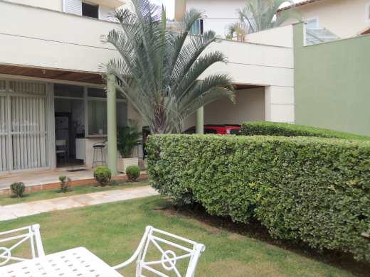 Casa à venda com 4 quartos, 800m² - Foto 5