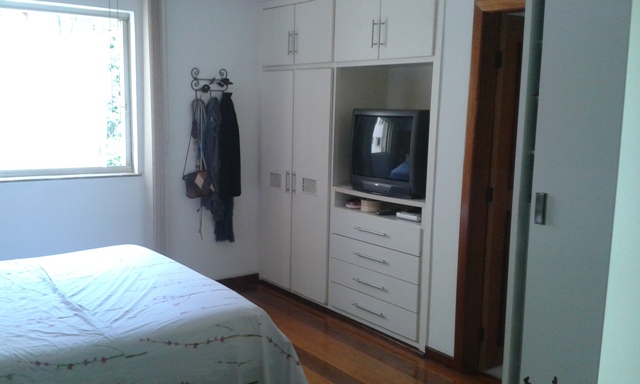 Apartamento à venda com 4 quartos, 205m² - Foto 17