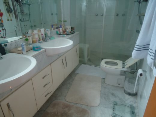 Apartamento à venda com 4 quartos, 200m² - Foto 11