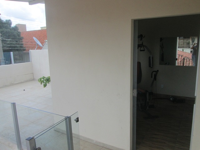 Casa à venda com 3 quartos, 209m² - Foto 21