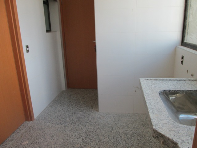 Apartamento à venda com 4 quartos, 158m² - Foto 14