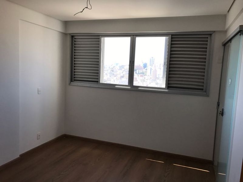 Apartamento à venda com 3 quartos, 208m² - Foto 14