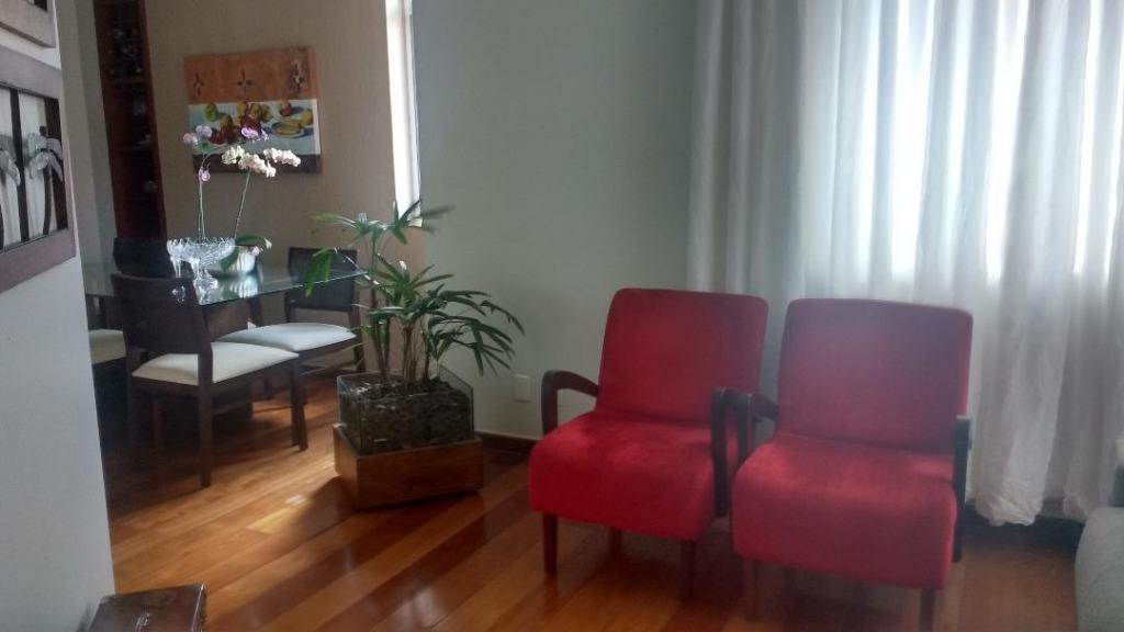 Apartamento à venda com 3 quartos, 110m² - Foto 2