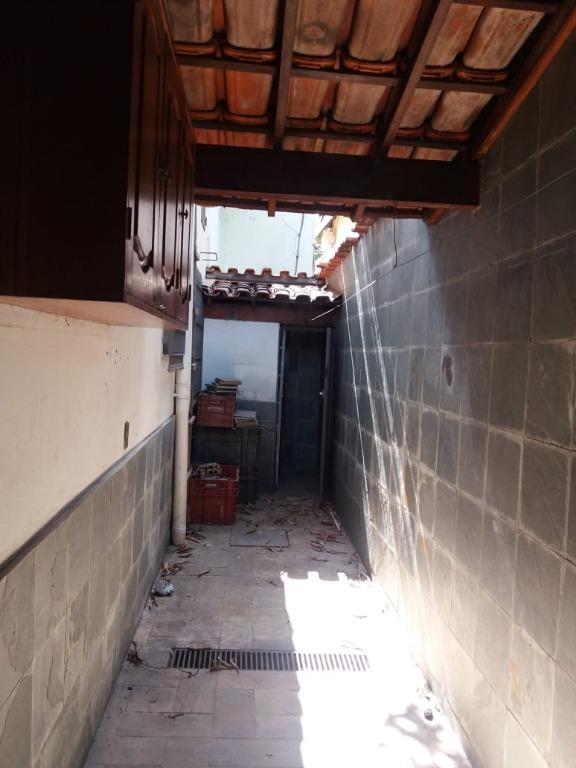 Casa à venda com 3 quartos, 280m² - Foto 25