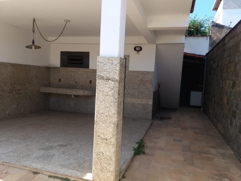 Casa à venda com 3 quartos, 280m² - Foto 24