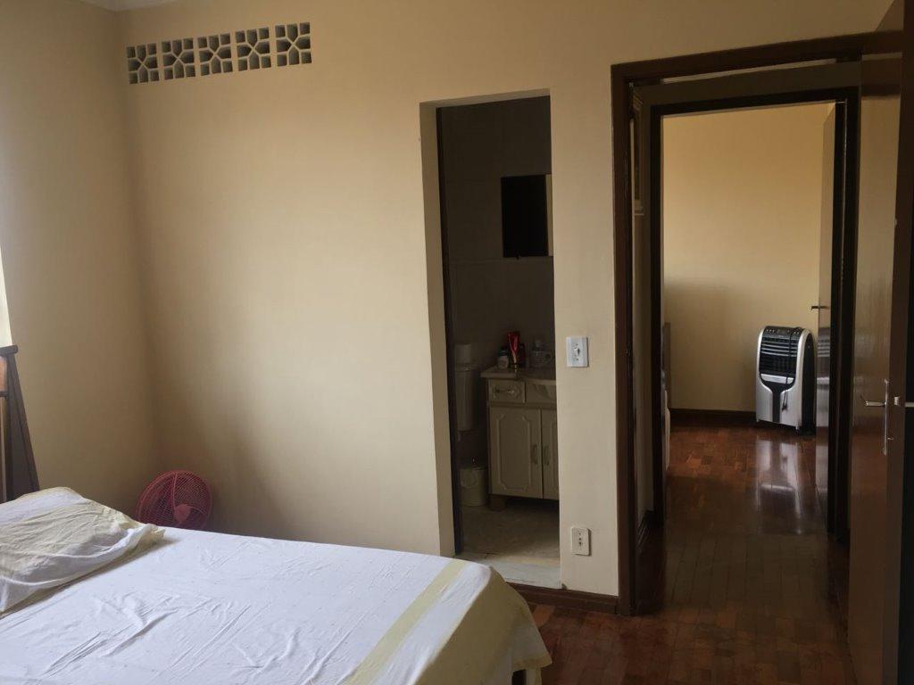 Apartamento à venda com 3 quartos, 100m² - Foto 12