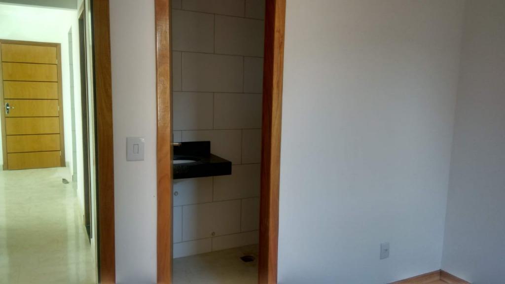 Cobertura à venda com 3 quartos, 130m² - Foto 5