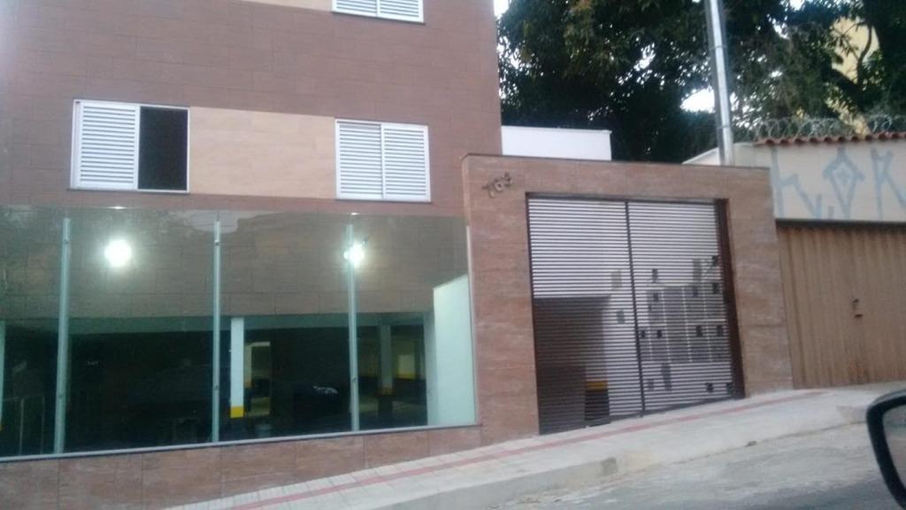 Cobertura à venda com 3 quartos, 130m² - Foto 4