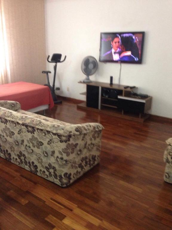 Apartamento à venda com 3 quartos, 130m² - Foto 1