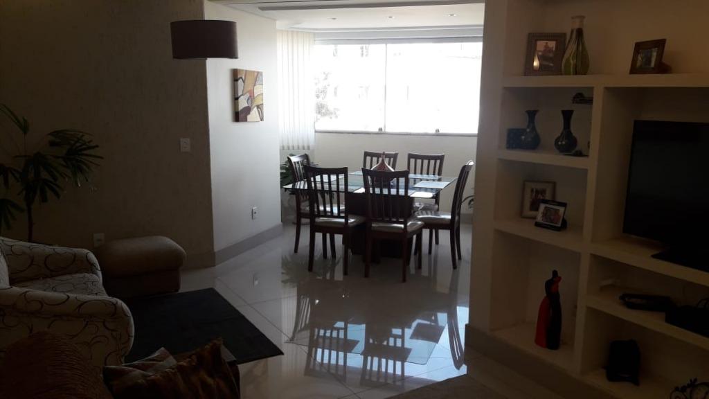 Apartamento à venda com 4 quartos, 130m² - Foto 17