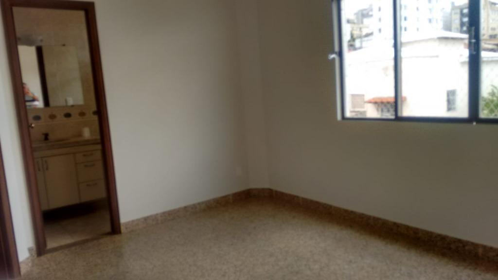 Casa para alugar com 1 quarto, 853m² - Foto 18