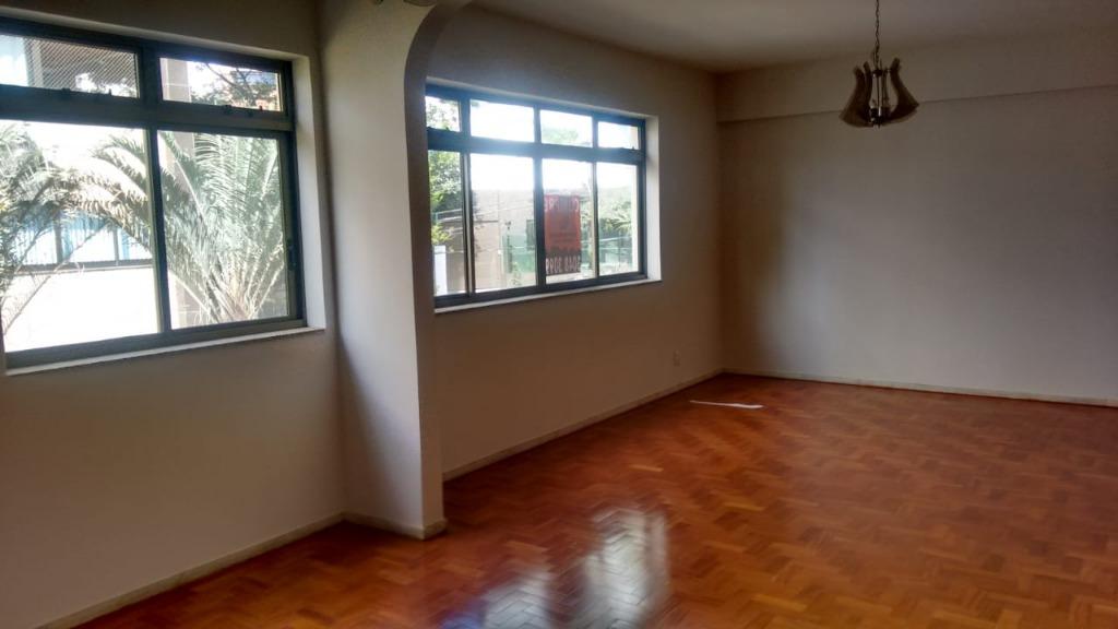 Apartamento à venda com 4 quartos, 170m² - Foto 1