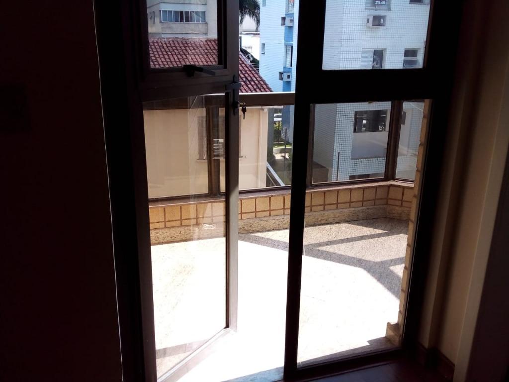 Apartamento à venda com 4 quartos, 190m² - Foto 12