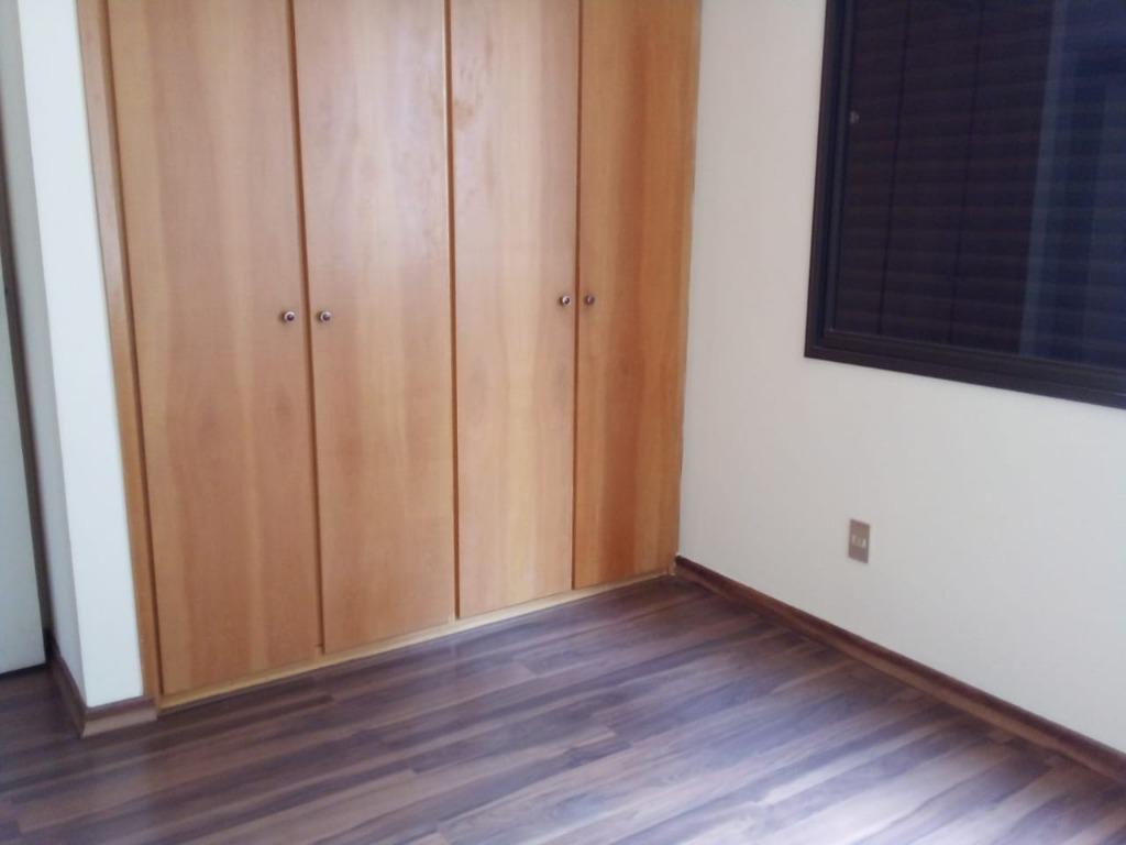 Apartamento à venda com 4 quartos, 190m² - Foto 18