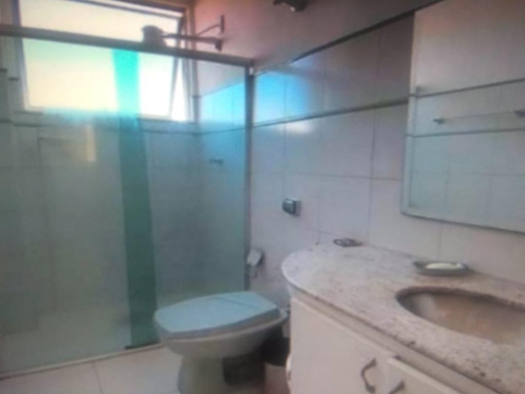 Apartamento à venda com 3 quartos, 100m² - Foto 2