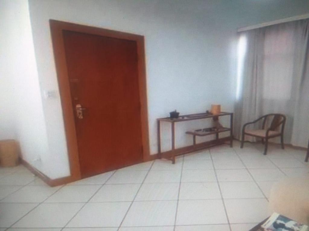 Apartamento à venda com 3 quartos, 100m² - Foto 1