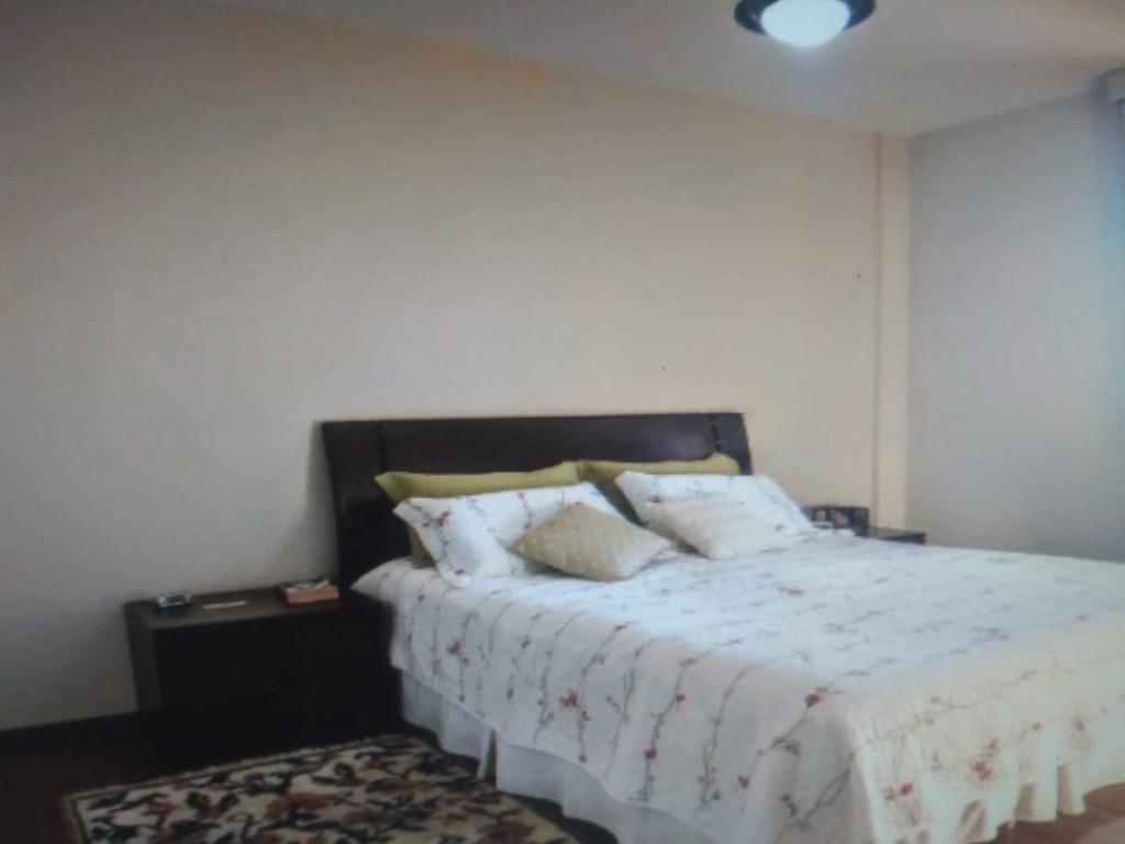 Apartamento à venda com 4 quartos, 140m² - Foto 11