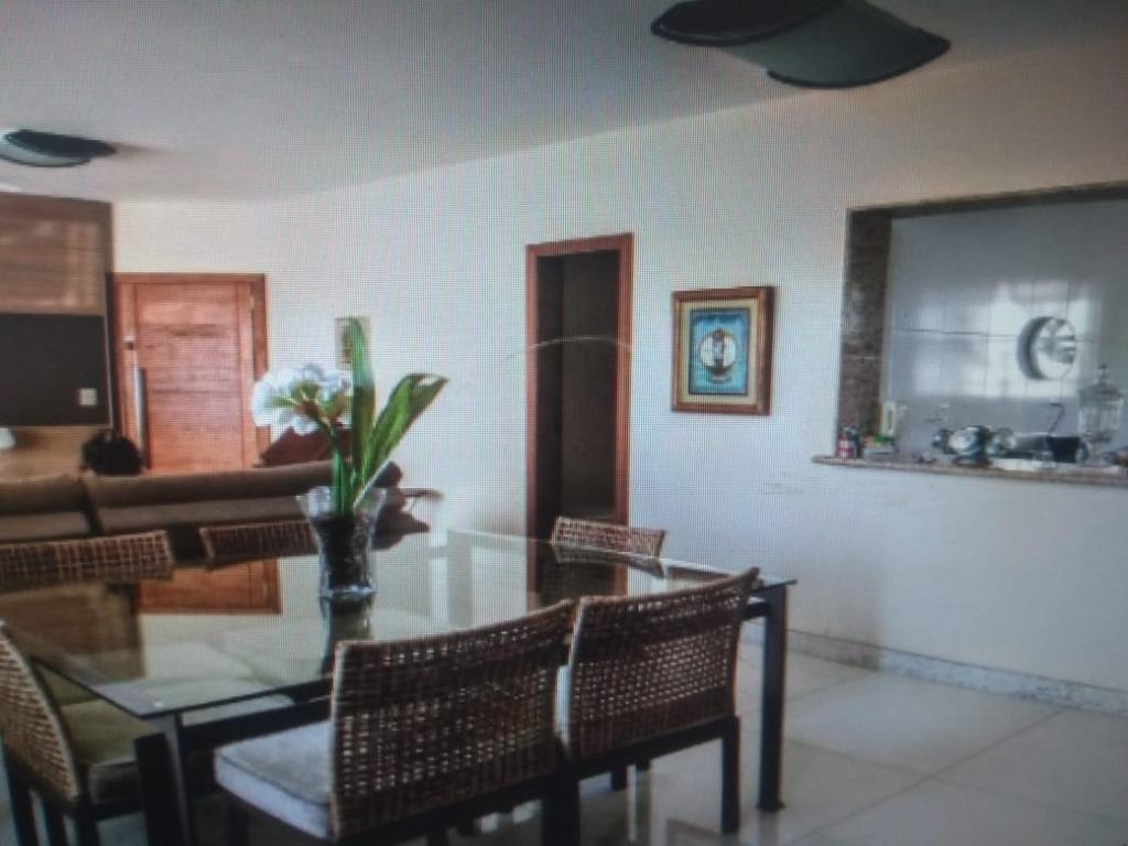 Apartamento à venda com 4 quartos, 140m² - Foto 2