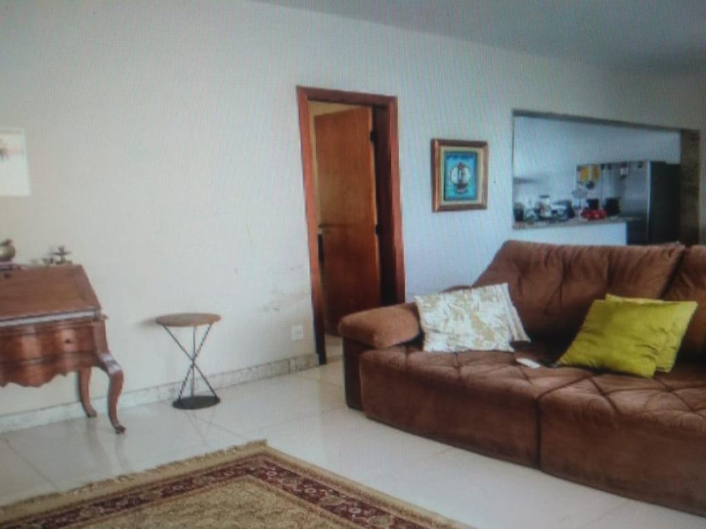 Apartamento à venda com 4 quartos, 140m² - Foto 16