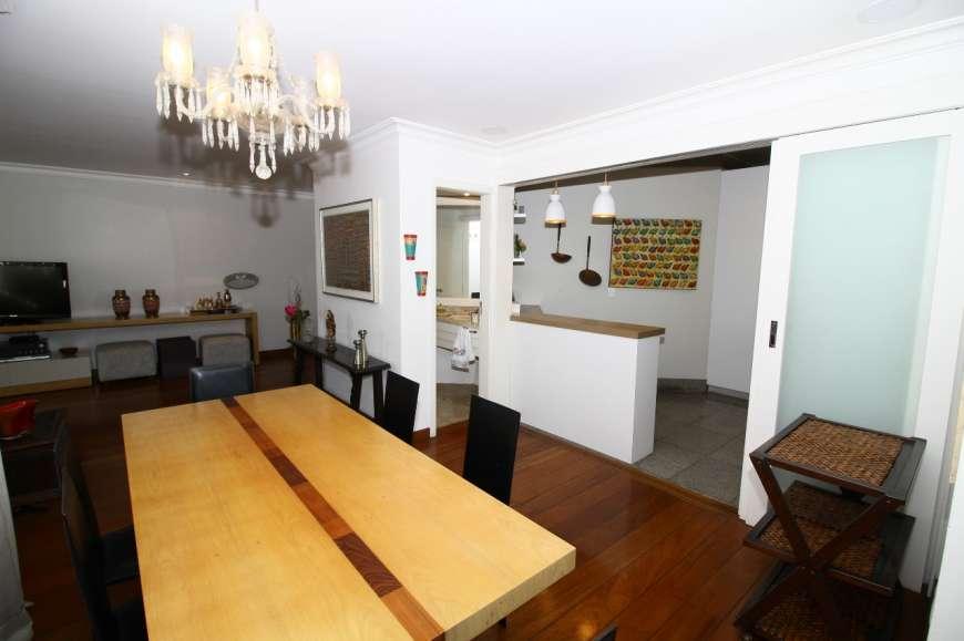 Apartamento à venda com 4 quartos, 180m² - Foto 5