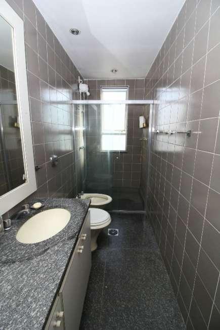 Apartamento à venda com 4 quartos, 180m² - Foto 16