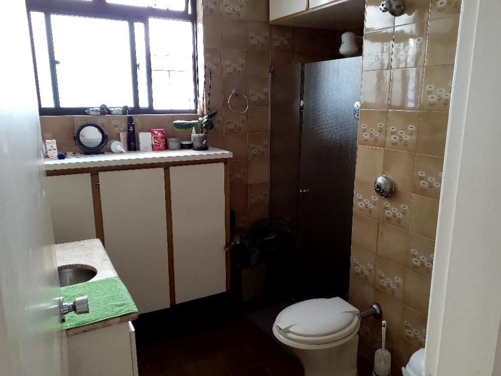 Apartamento à venda com 3 quartos, 165m² - Foto 22