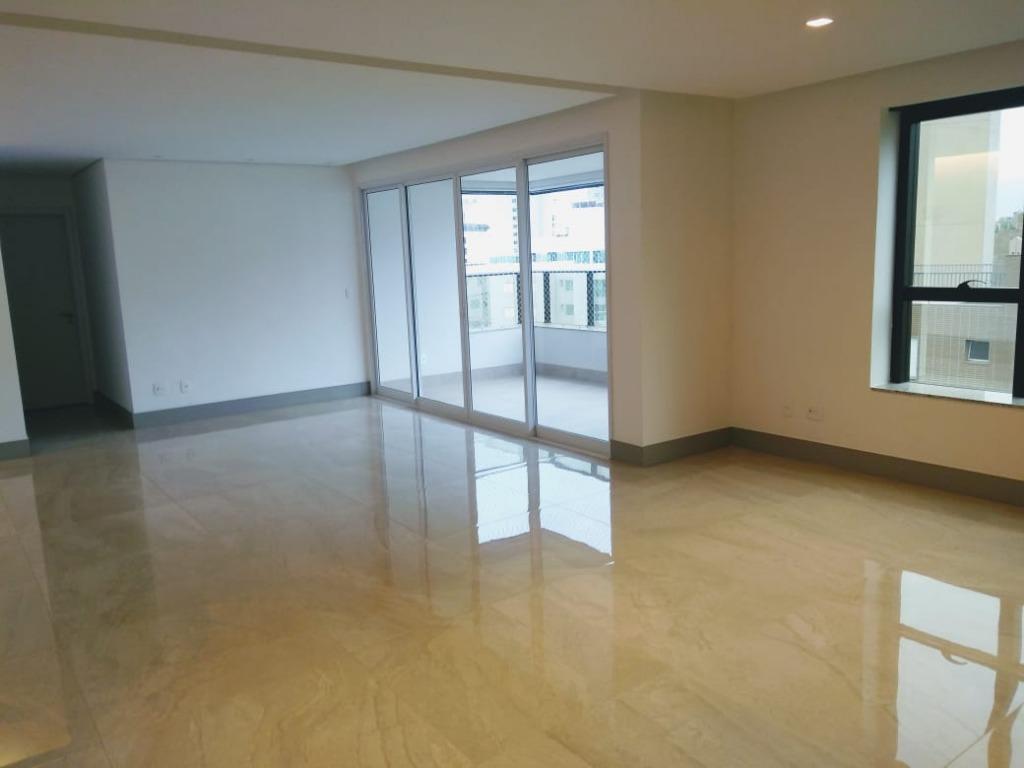 Apartamento à venda com 4 quartos, 175m² - Foto 11