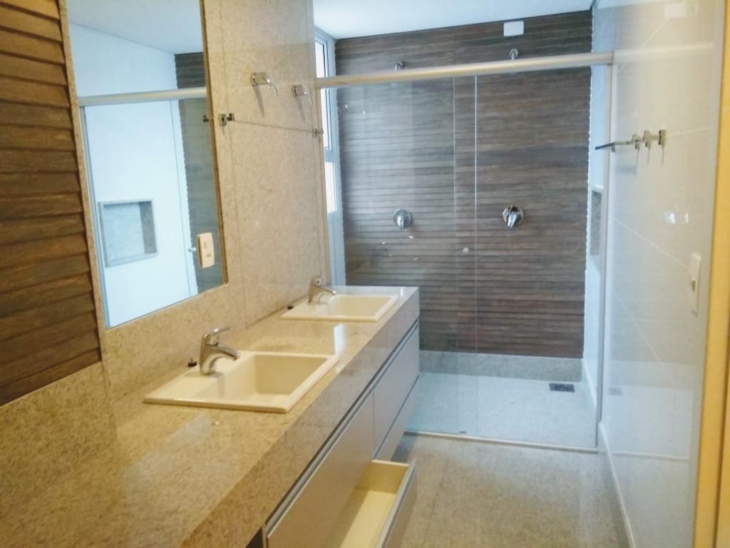 Apartamento à venda com 4 quartos, 175m² - Foto 12