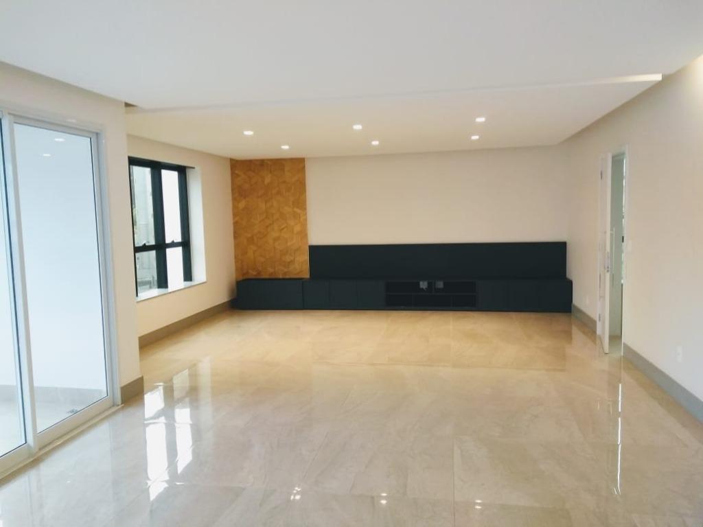 Apartamento à venda com 4 quartos, 175m² - Foto 15