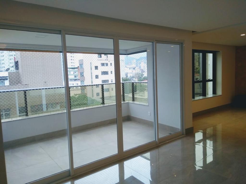 Apartamento à venda com 4 quartos, 175m² - Foto 18