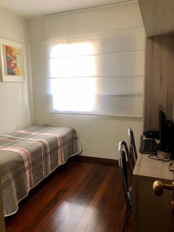 Apartamento à venda com 3 quartos, 100m² - Foto 1