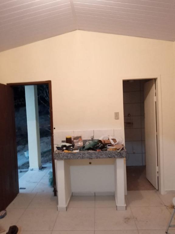 Chácara à venda com 4 quartos, 200m² - Foto 2