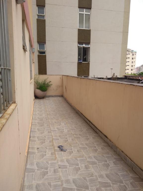 Apartamento à venda com 4 quartos, 140m² - Foto 9