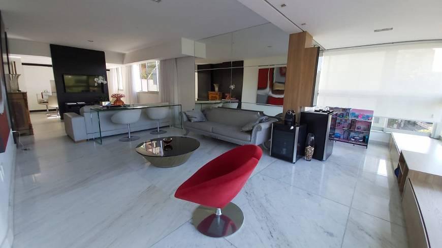 Apartamento à venda com 3 quartos, 160m² - Foto 6