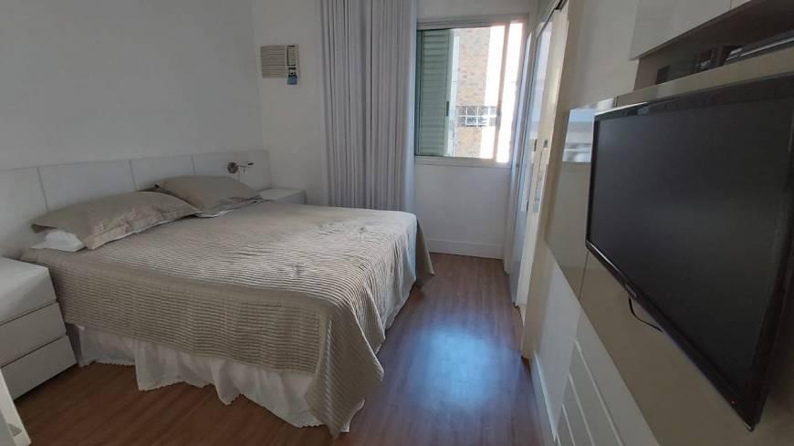 Apartamento à venda com 3 quartos, 160m² - Foto 18