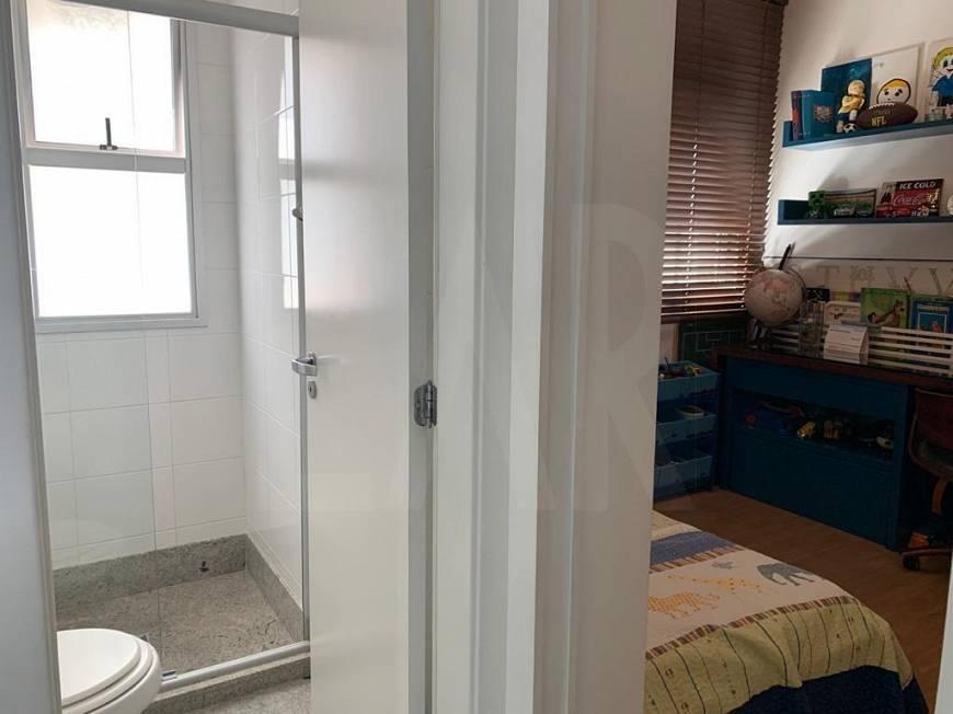 Apartamento à venda com 4 quartos, 167m² - Foto 6